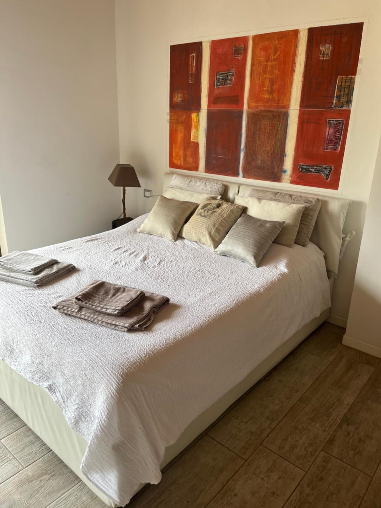 B&B Rooms Moncalvo Bagian luar foto